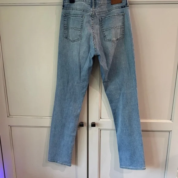Lucky Brand Blue Straight Leg Jeans Distressed Casual - Picture 4 of 4